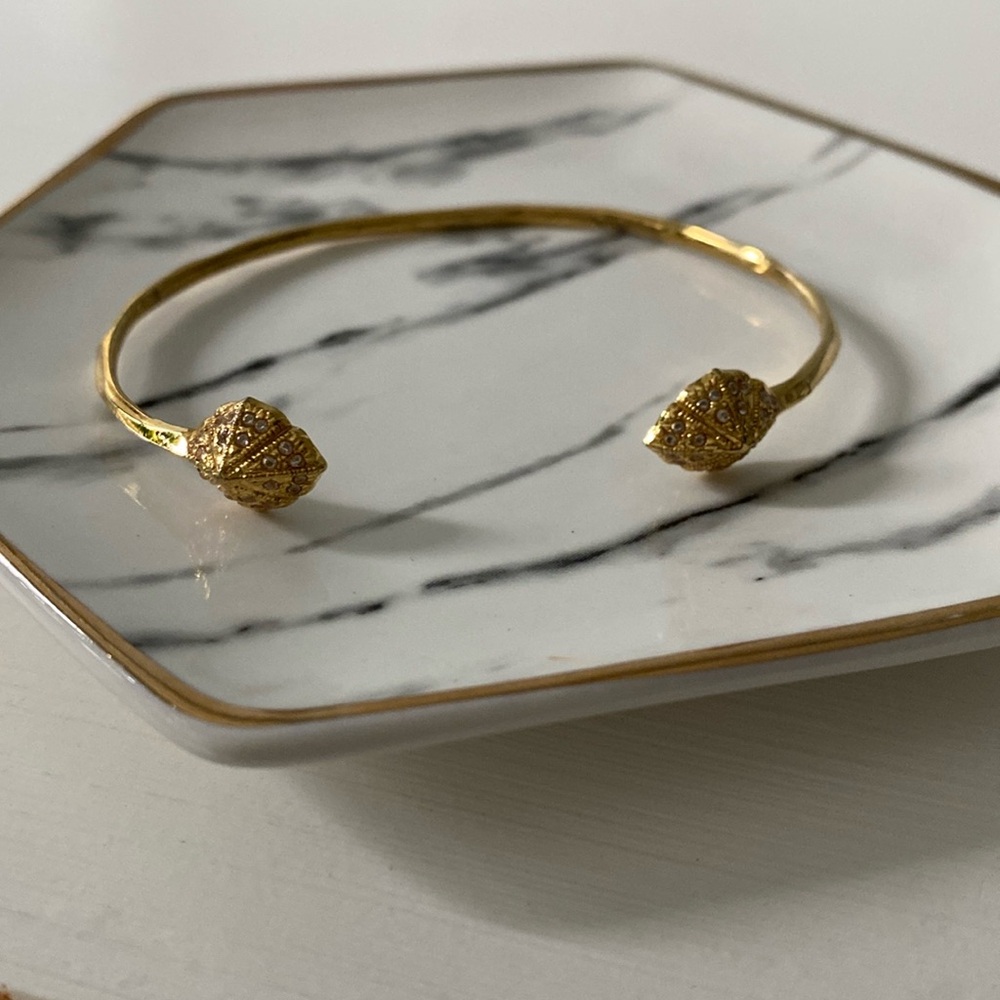 Cuff bracelet